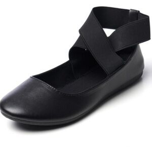 Alpine Swiss faux leather ballerina flats size 7